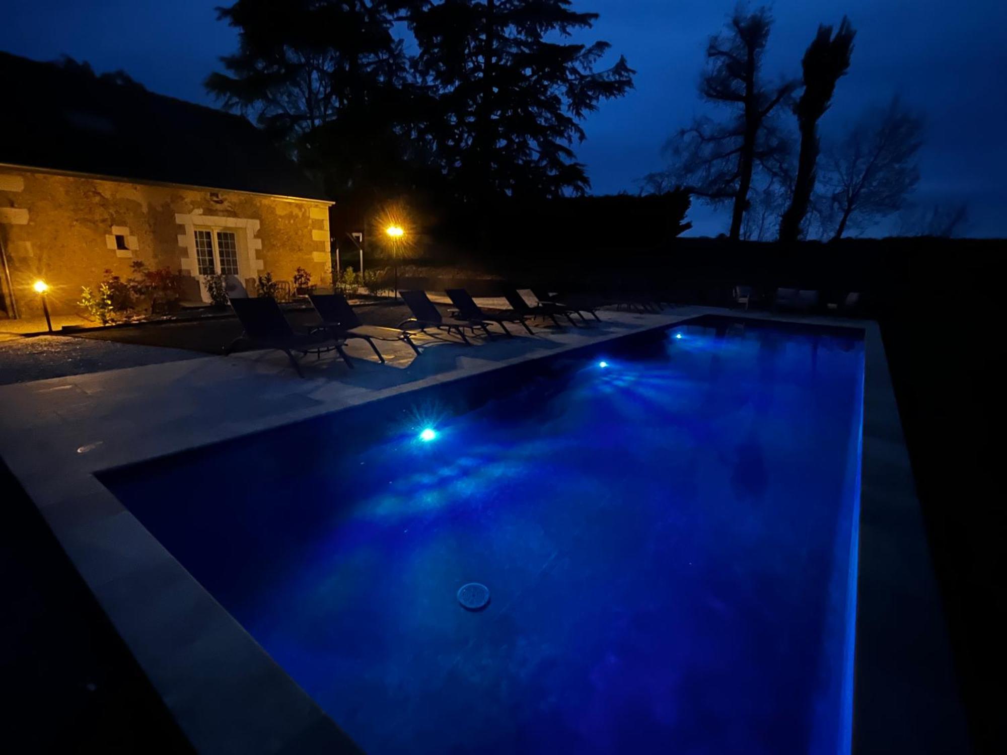 Sans Souci Bed And Breakfast Luxe Heated Pool And Restaurant Luzillé Exteriér fotografie