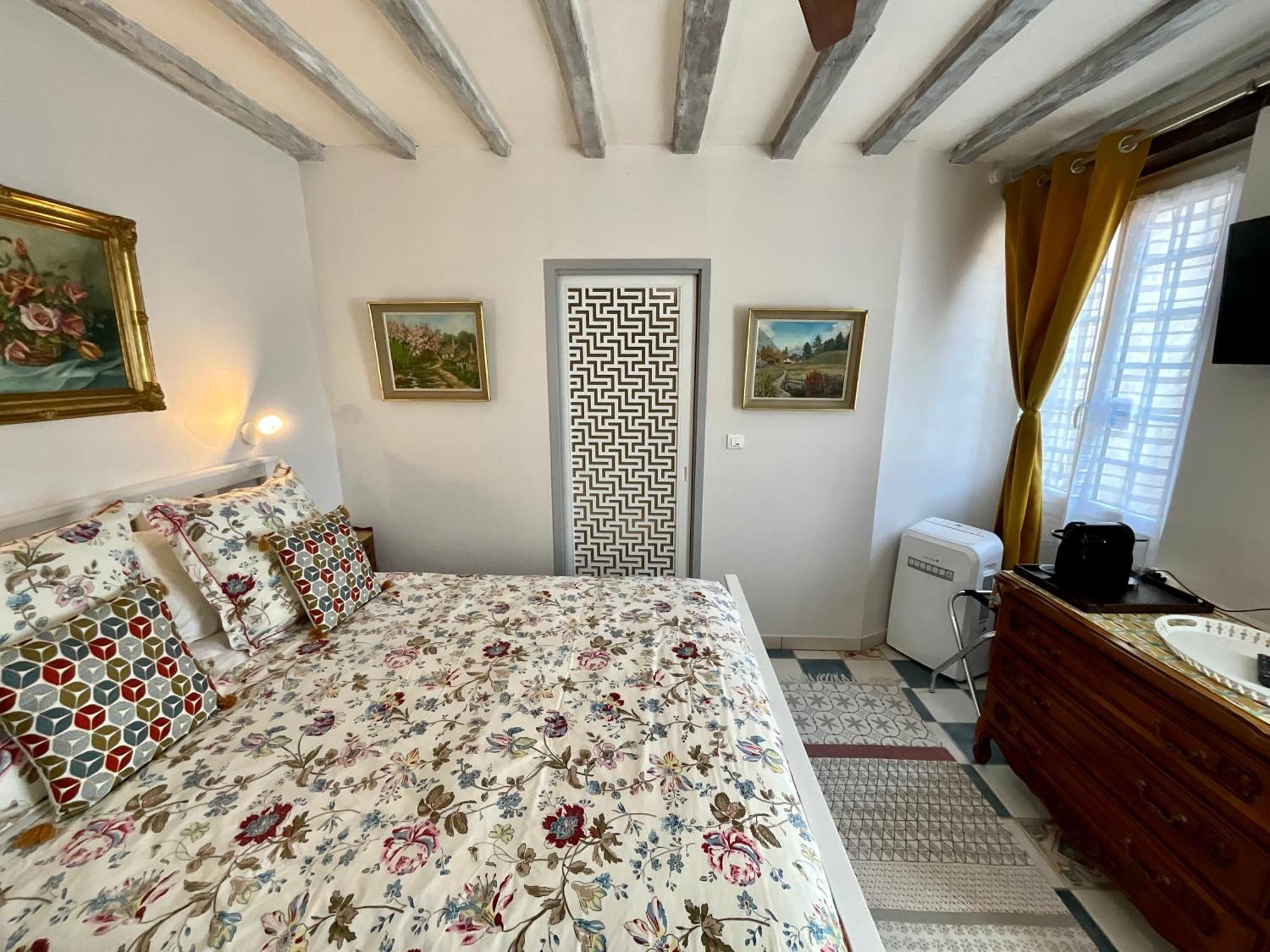Sans Souci Bed And Breakfast Luxe Heated Pool And Restaurant Luzillé Exteriér fotografie